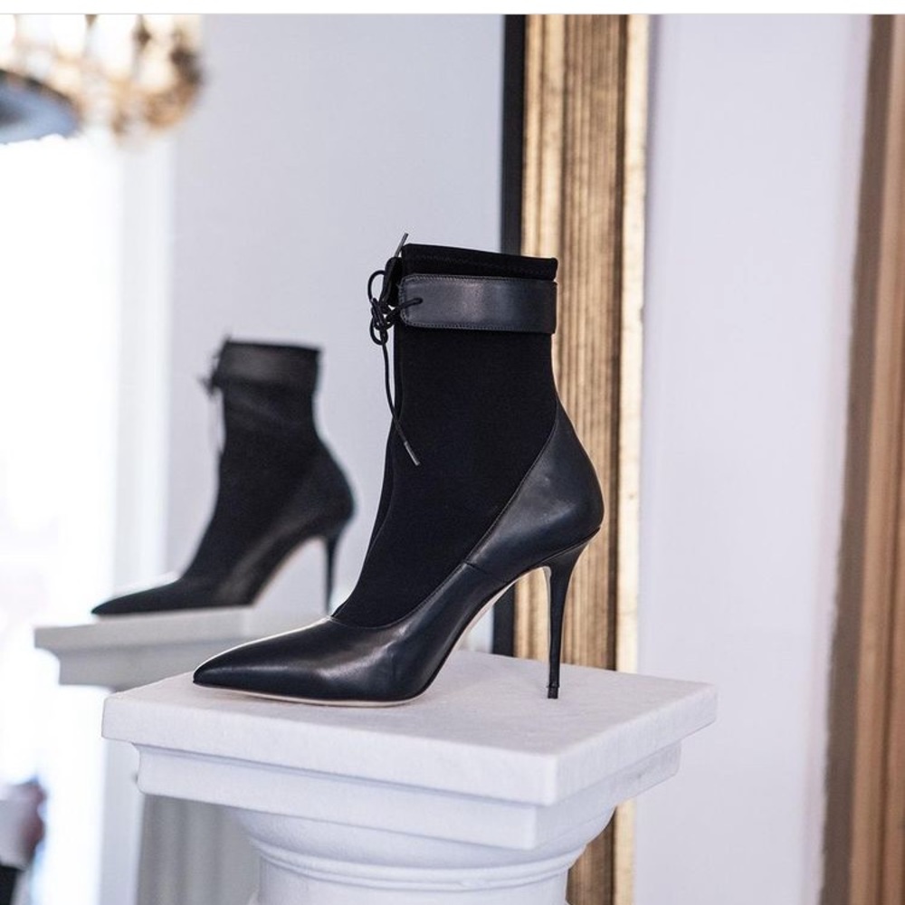 Manolo Blahnik Black Pointed Toe Stiletto Ankle Boots